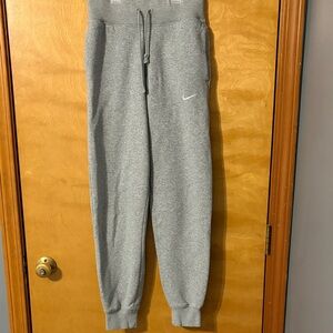 Nike Women Heather Gray Joggers